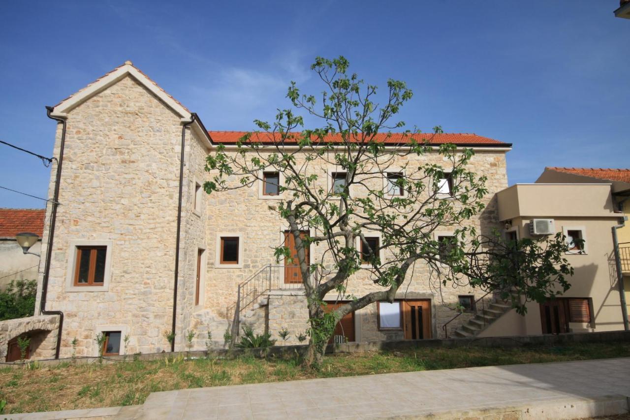 Apartments With A Parking Space Jelsa, Hvar - 8713 Елса Экстерьер фото
